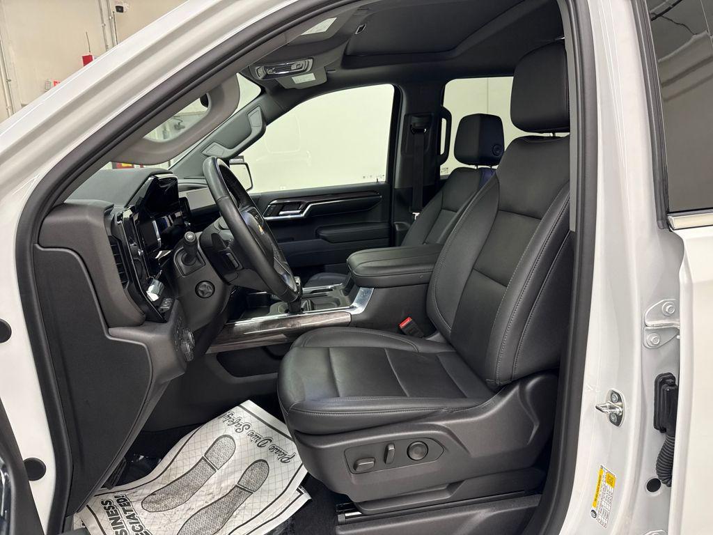 used 2024 Chevrolet Silverado 1500 car, priced at $47,955