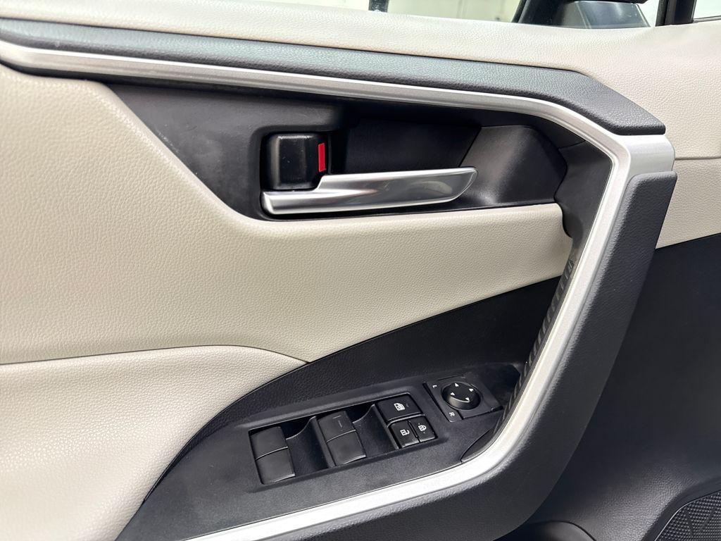 used 2020 Toyota RAV4 car, priced at $23,936