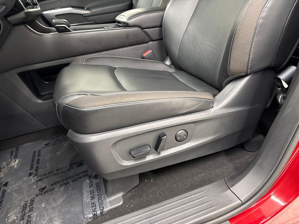 used 2023 Nissan Pathfinder car, priced at $28,947