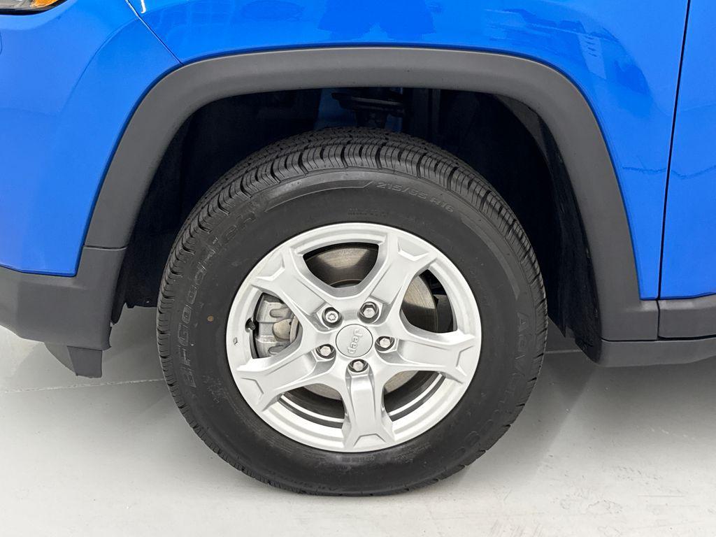 used 2022 Jeep Compass car, priced at $18,523