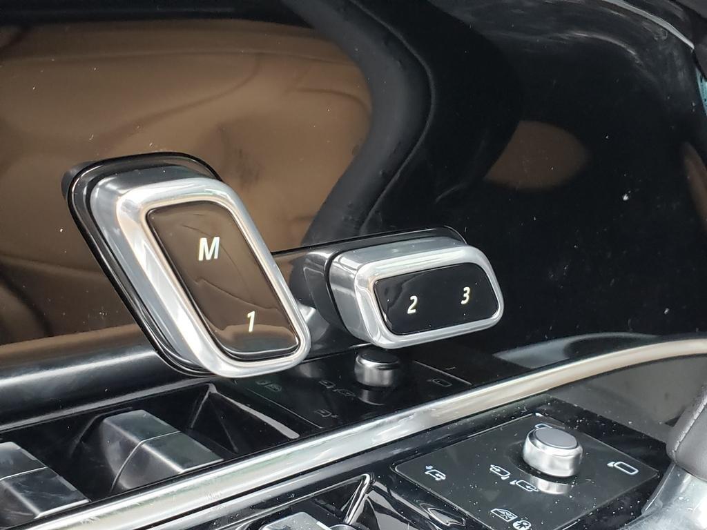 new 2025 Land Rover Range Rover car, priced at $153,555