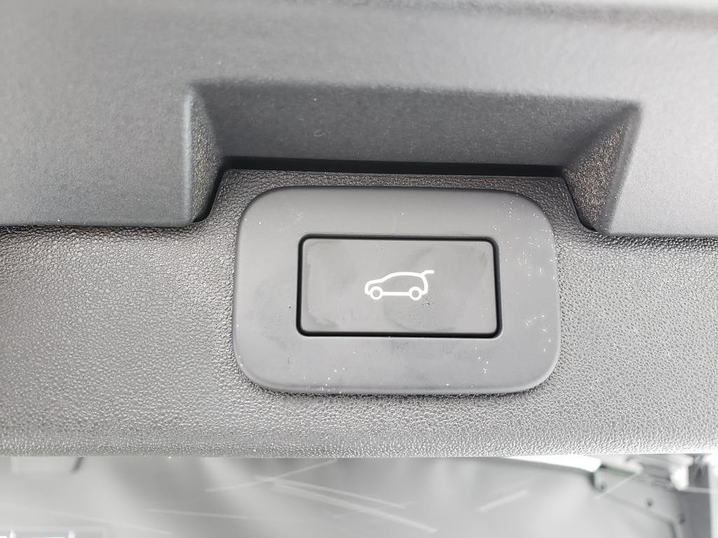 used 2026 Land Rover Discovery car