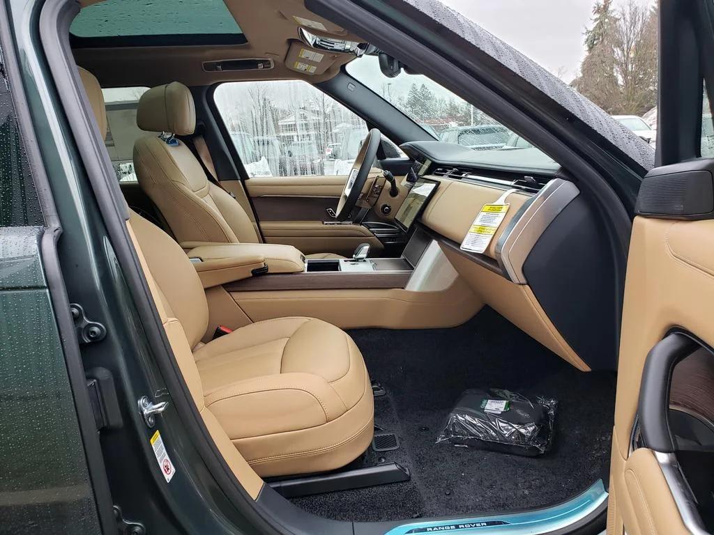 new 2025 Land Rover Range Rover car, priced at $121,635