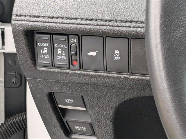 used 2025 Honda Odyssey car, priced at $39,329