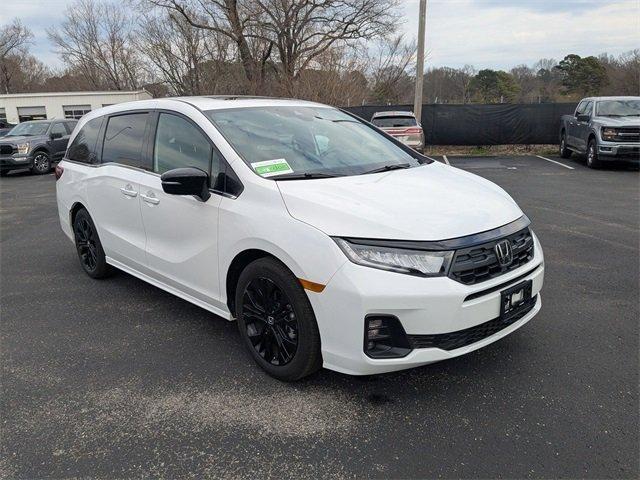 used 2025 Honda Odyssey car, priced at $39,329