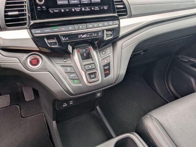 used 2025 Honda Odyssey car, priced at $36,794