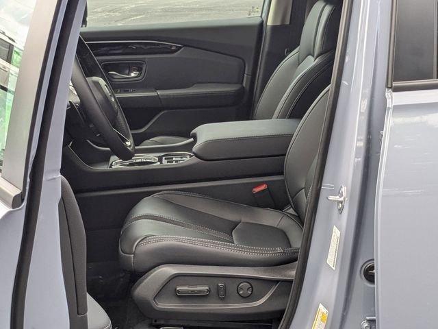 new 2026 Honda Pilot car, priced at $46,820