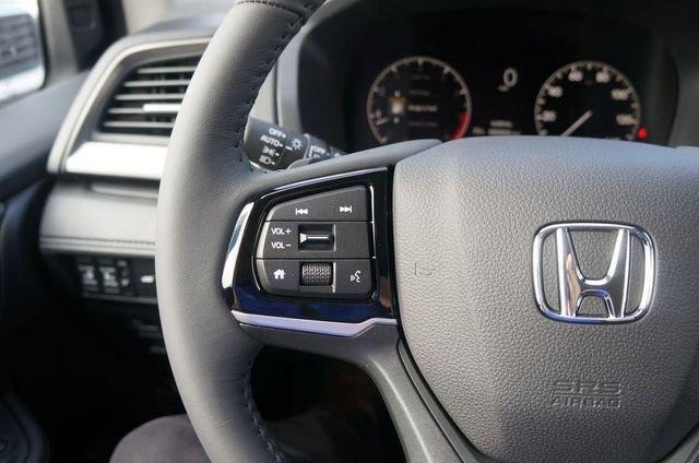 new 2026 Honda Odyssey car, priced at $44,290