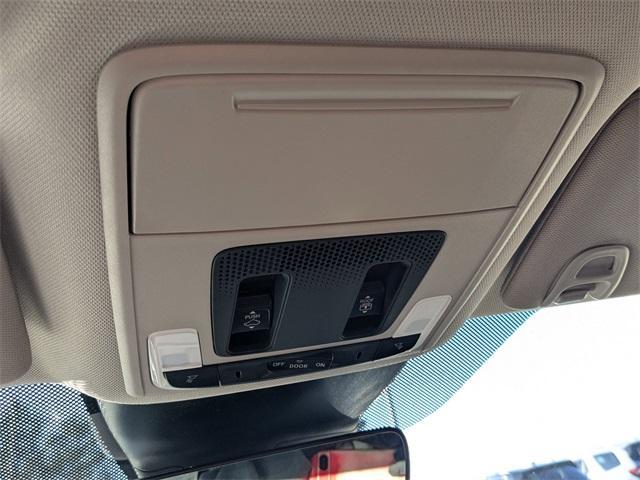 new 2025 Honda Pilot car, priced at $52,280