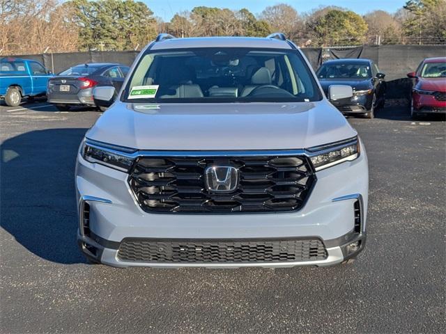 new 2025 Honda Pilot car, priced at $52,280