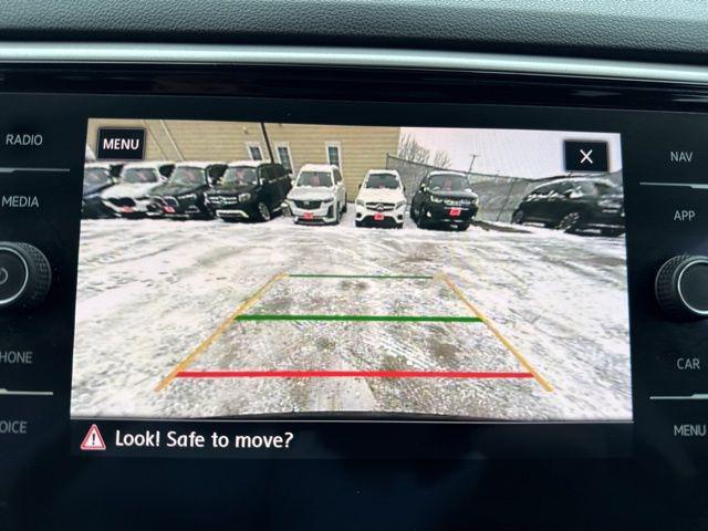 used 2021 Volkswagen Atlas car, priced at $25,089