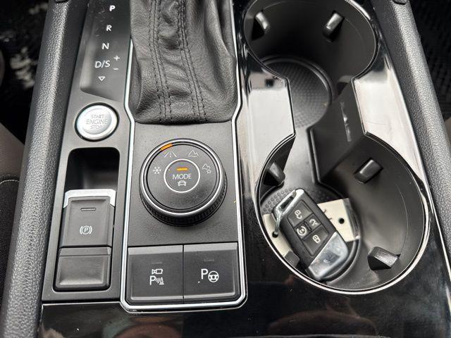 used 2021 Volkswagen Atlas car, priced at $25,089