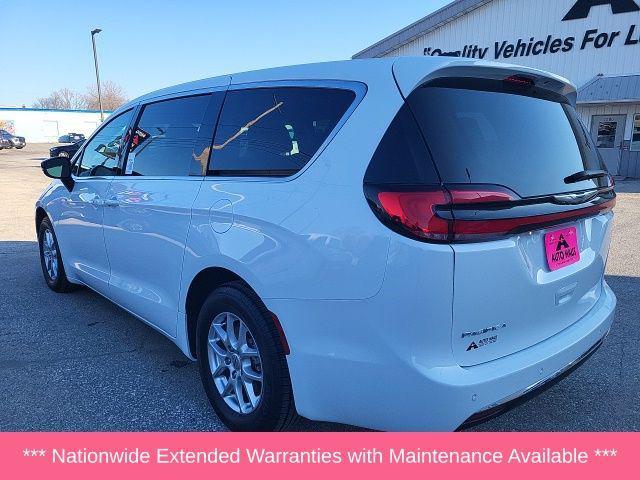 used 2024 Chrysler Pacifica car, priced at $29,000
