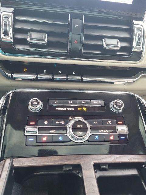 used 2019 Lincoln Navigator L car, priced at $42,000