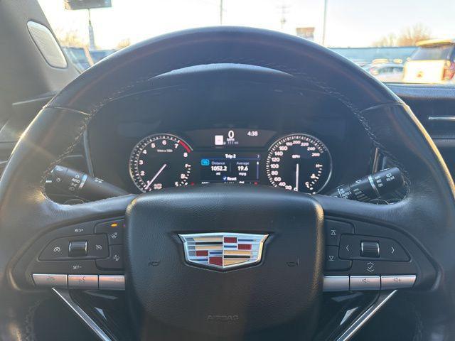 used 2022 Cadillac XT6 car, priced at $29,000