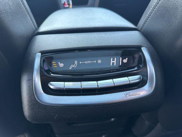 used 2022 Cadillac XT6 car, priced at $29,000