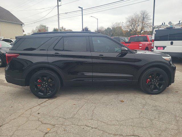 used 2023 Ford Explorer car, priced at $38,428