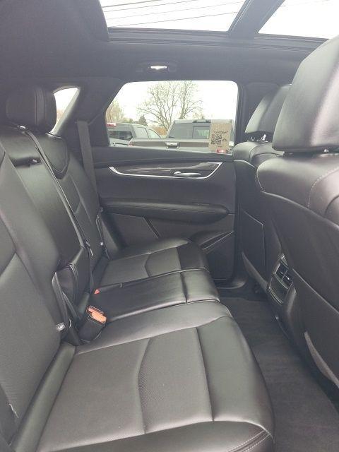 used 2022 Cadillac XT5 car, priced at $30,700