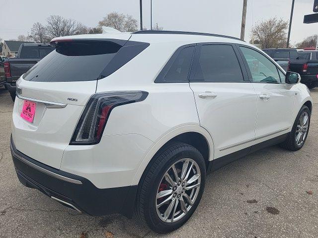 used 2022 Cadillac XT5 car, priced at $30,700