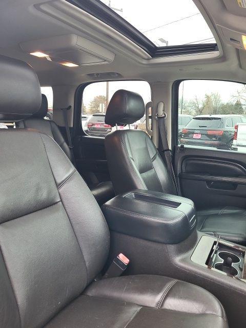used 2014 GMC Yukon car, priced at $10,816