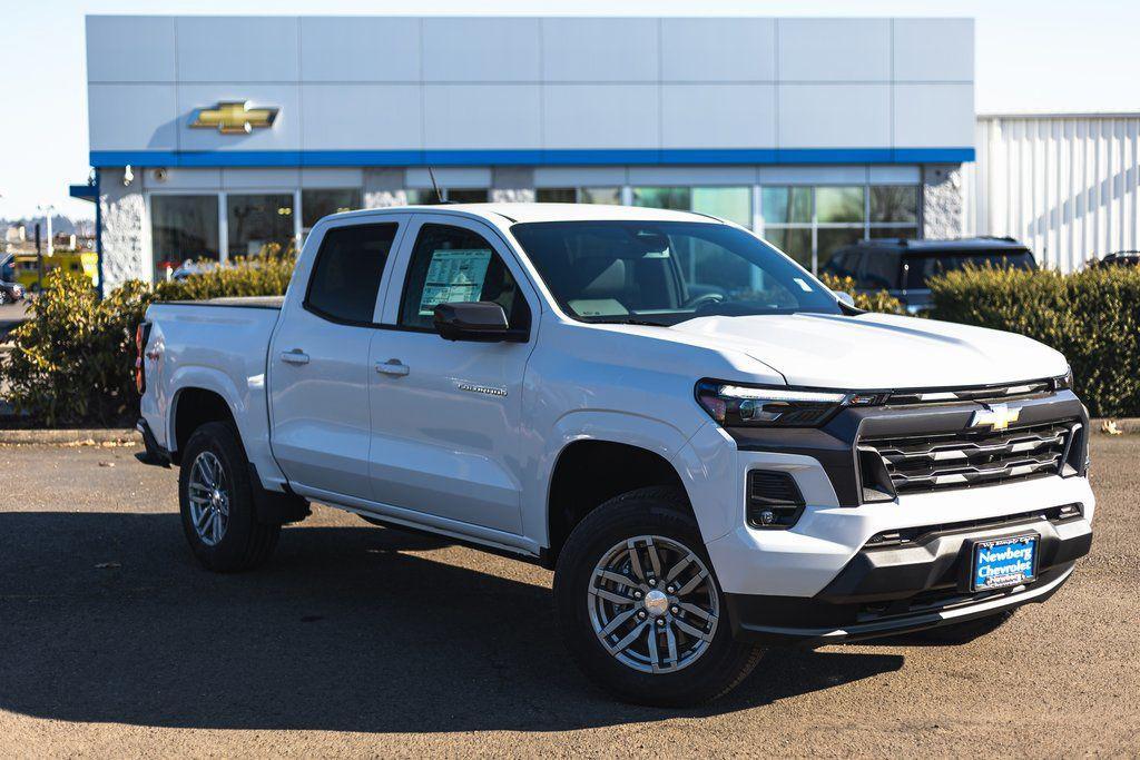 new 2025 Chevrolet Colorado car, priced at $42,500