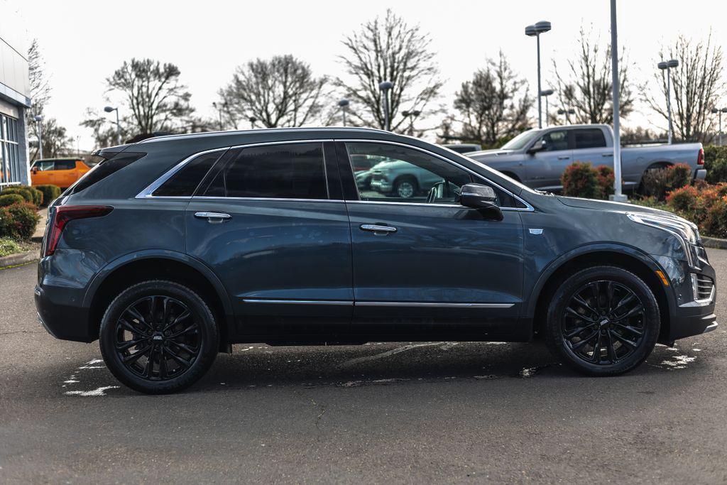 used 2021 Cadillac XT5 car, priced at $26,779
