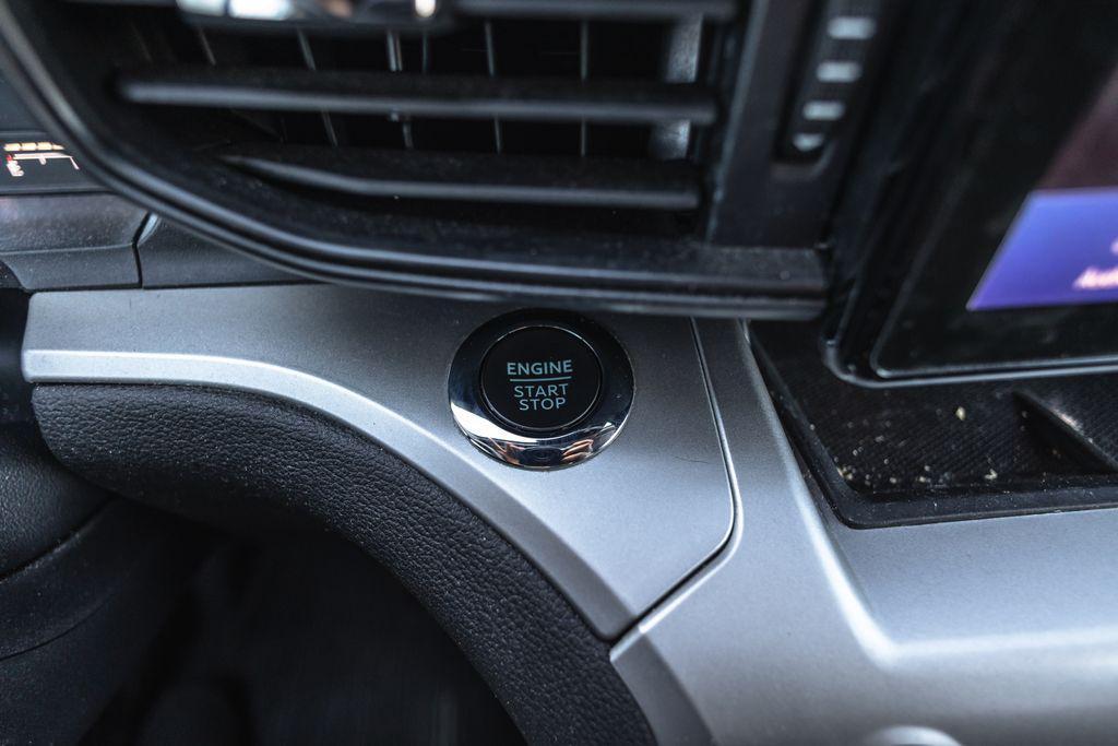 used 2022 Ford Explorer car, priced at $28,134