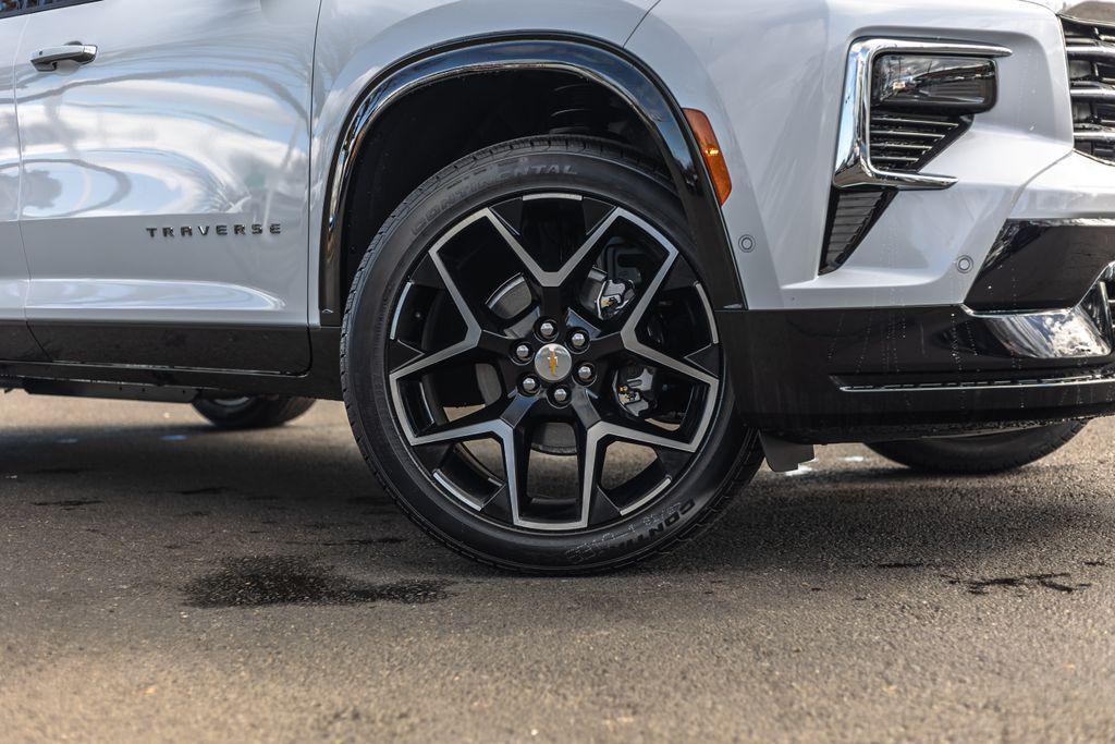 new 2026 Chevrolet Traverse car, priced at $62,750