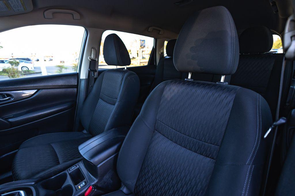 used 2019 Nissan Rogue car, priced at $12,270