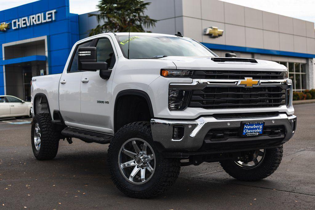 new 2025 Chevrolet Silverado 3500 car, priced at $85,395