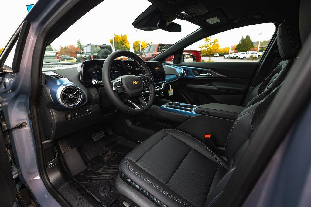 new 2026 Chevrolet Equinox EV car, priced at $41,999