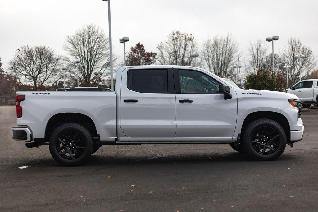 new 2025 Chevrolet Silverado 1500 car, priced at $48,177