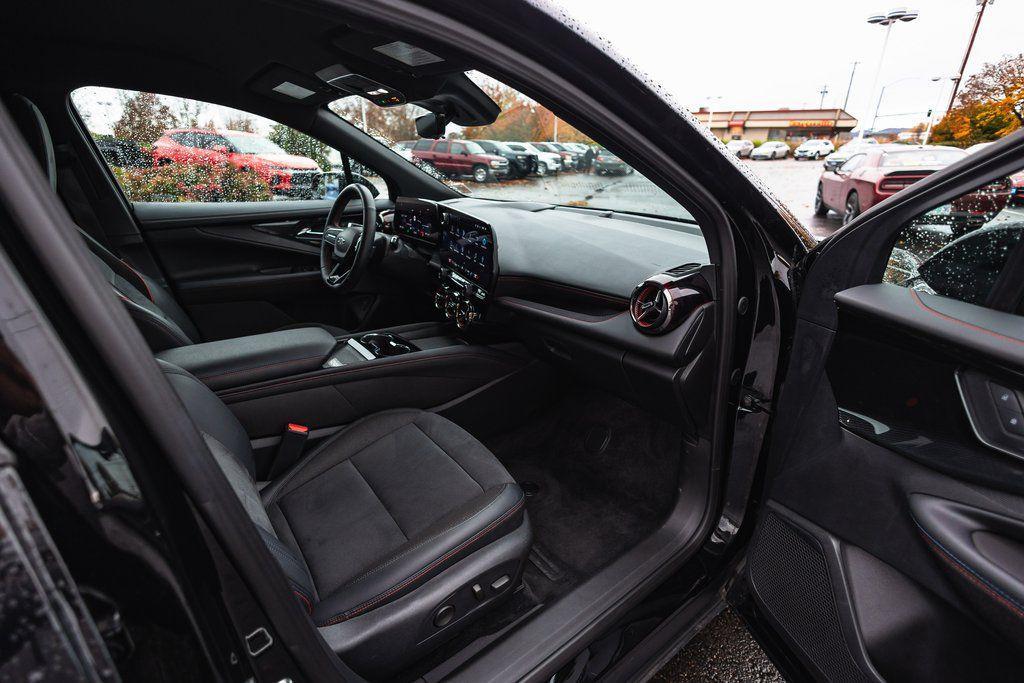 used 2024 Chevrolet Blazer EV car, priced at $27,239