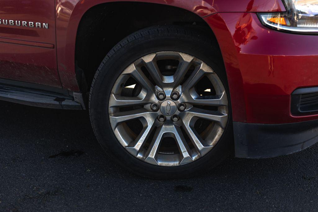 used 2015 Chevrolet Suburban car, priced at $21,940