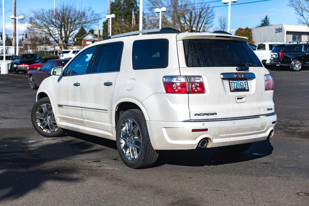 used 2011 GMC Acadia car, priced at $6,677