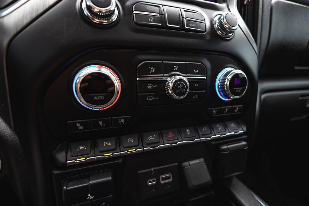 used 2020 GMC Sierra 1500 car, priced at $38,914