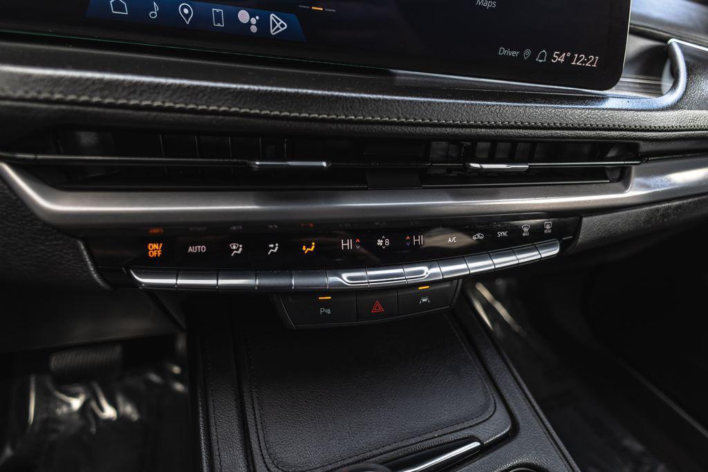 used 2024 Cadillac XT4 car, priced at $26,787