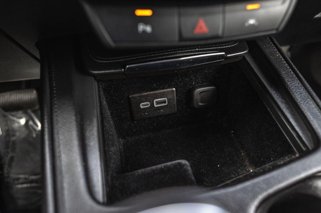 used 2024 Cadillac XT4 car, priced at $26,787