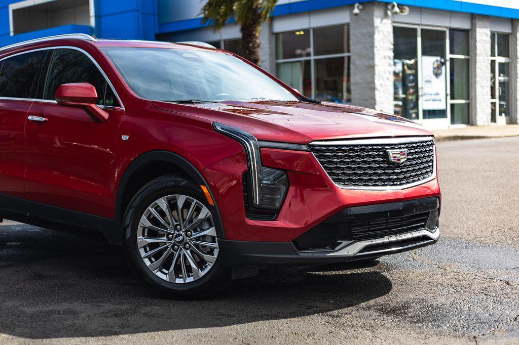 used 2024 Cadillac XT4 car, priced at $26,787
