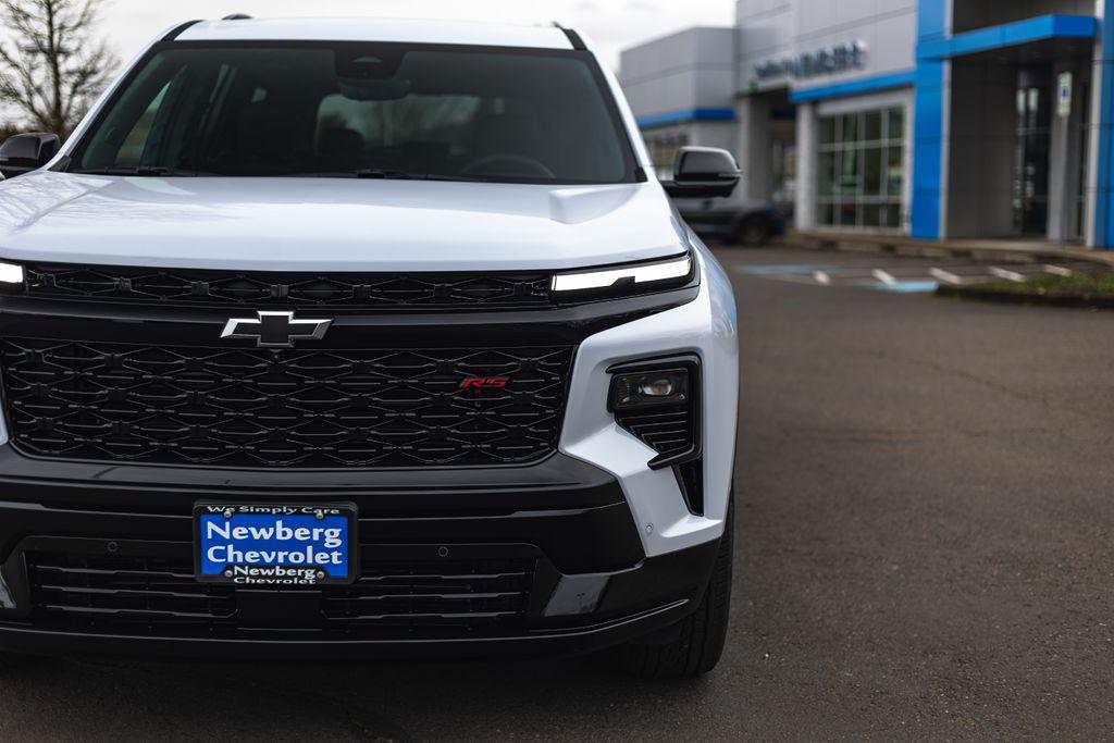 new 2026 Chevrolet Traverse car, priced at $60,800