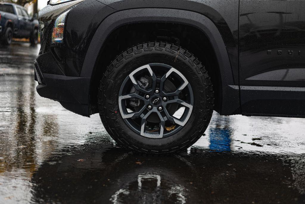 new 2026 Chevrolet Equinox car, priced at $36,520