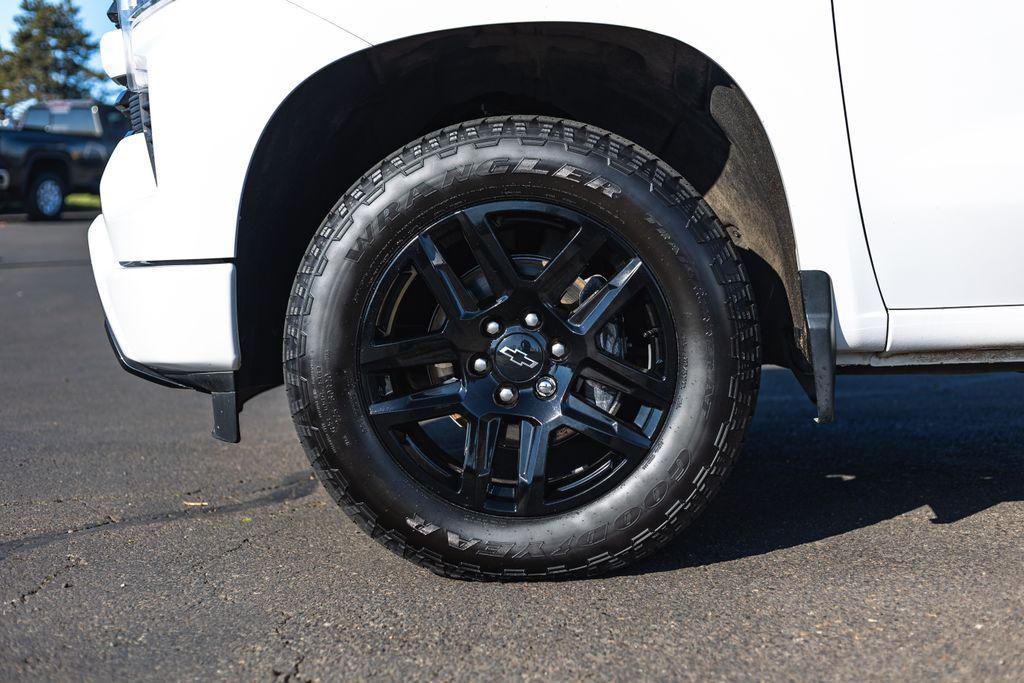 used 2024 Chevrolet Silverado 1500 car, priced at $42,753