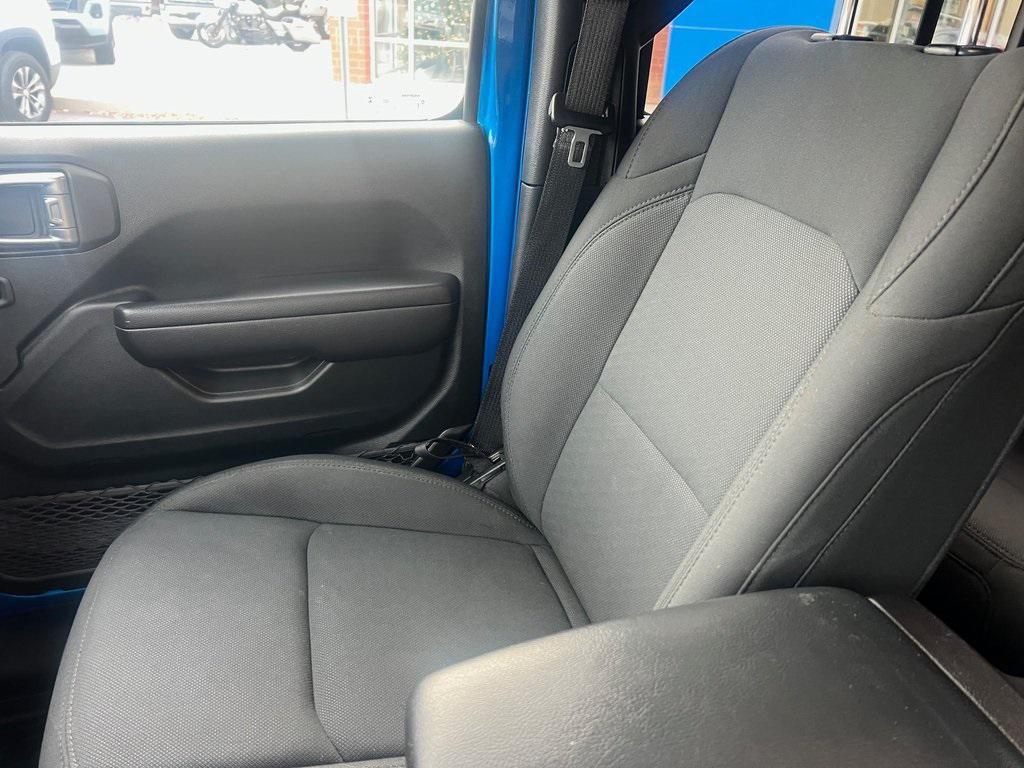 used 2021 Jeep Gladiator car, priced at $27,899