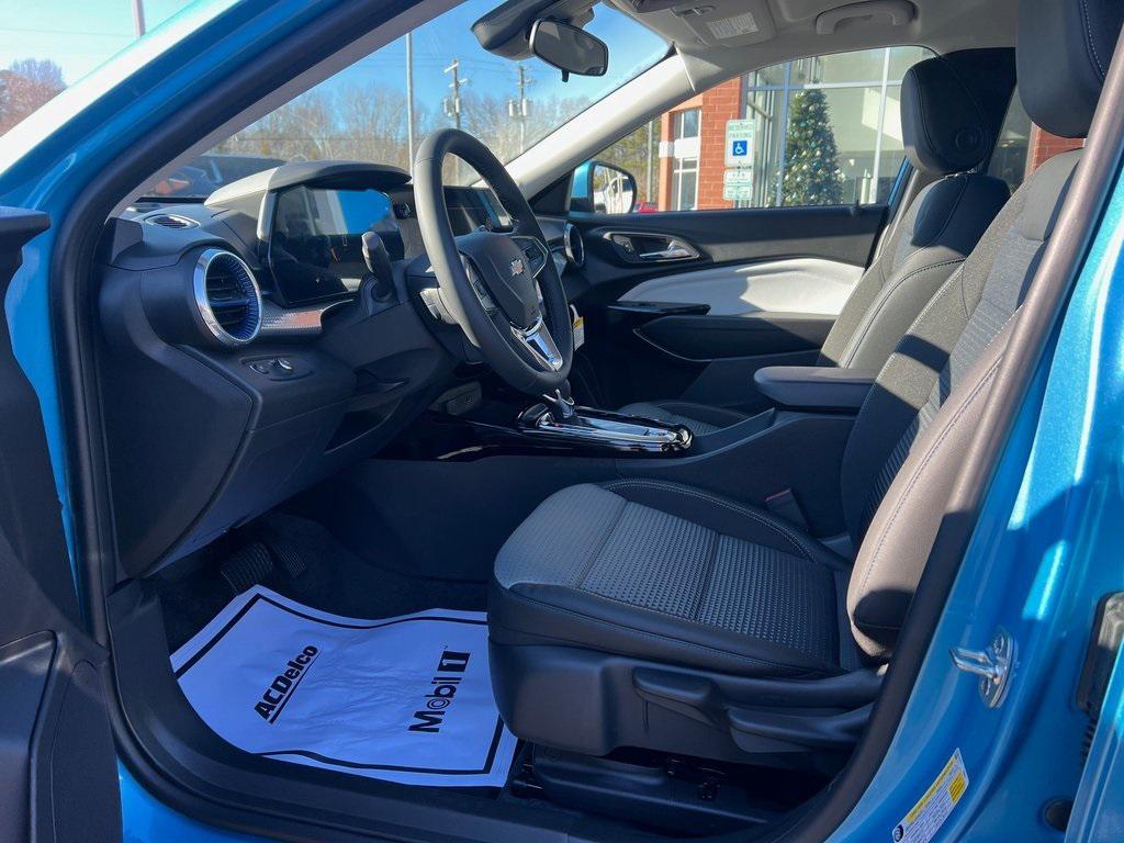 new 2026 Chevrolet Trax car, priced at $26,280