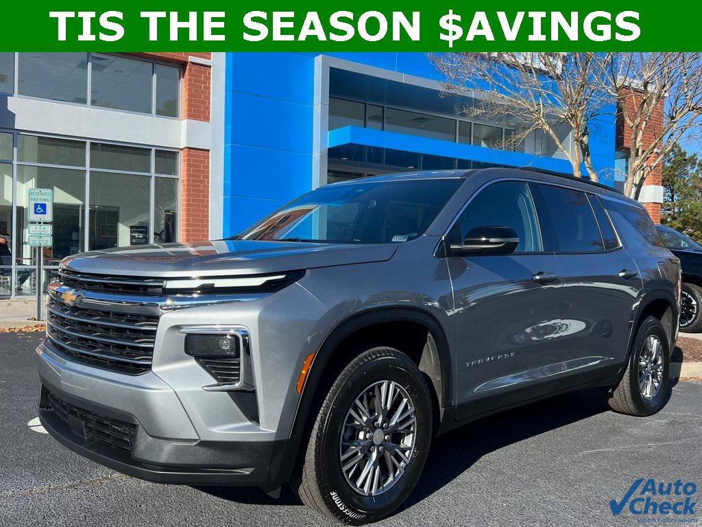 used 2025 Chevrolet Traverse car, priced at $36,892