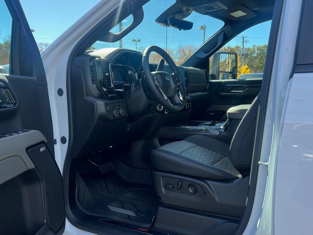 used 2025 Chevrolet Silverado 2500 car, priced at $72,728