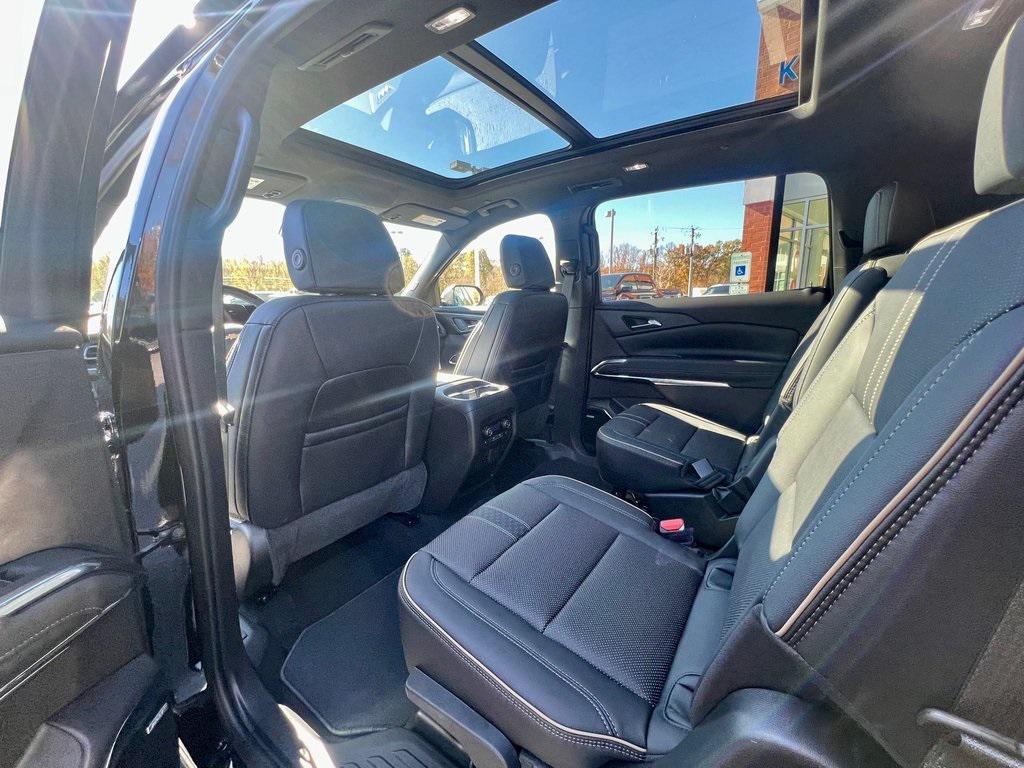 new 2026 Chevrolet Traverse car, priced at $58,495