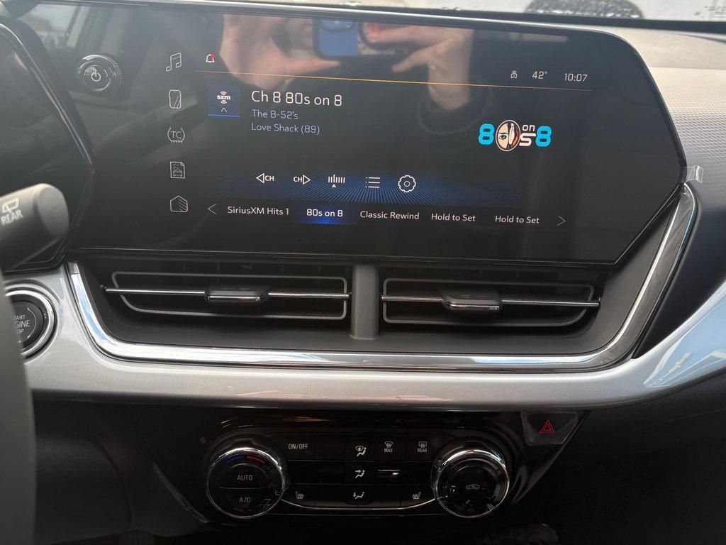 new 2026 Chevrolet Trax car, priced at $27,075