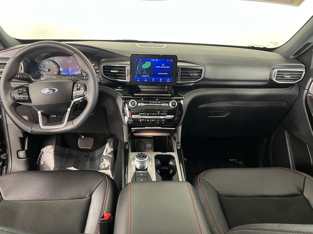 used 2023 Ford Explorer car, priced at $38,396