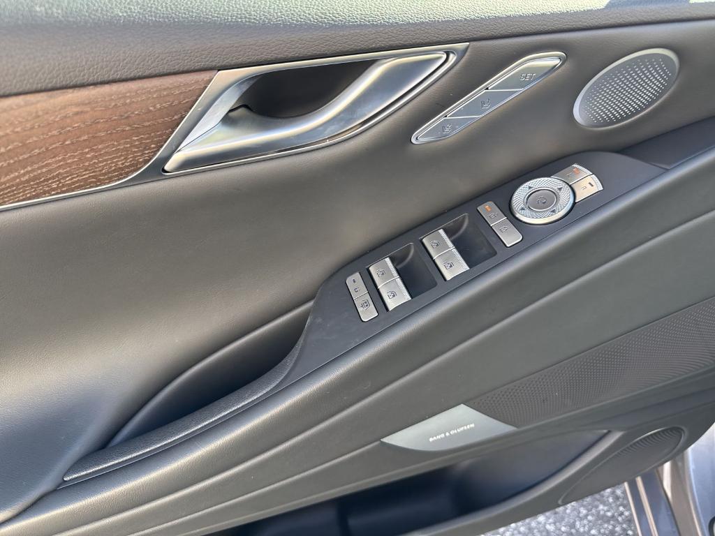 used 2025 Genesis G80 car, priced at $53,900